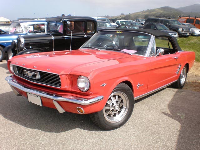 Lee Iacocca, ‘father of Ford Mustang’ & savior of Chrysler, dies aged 94